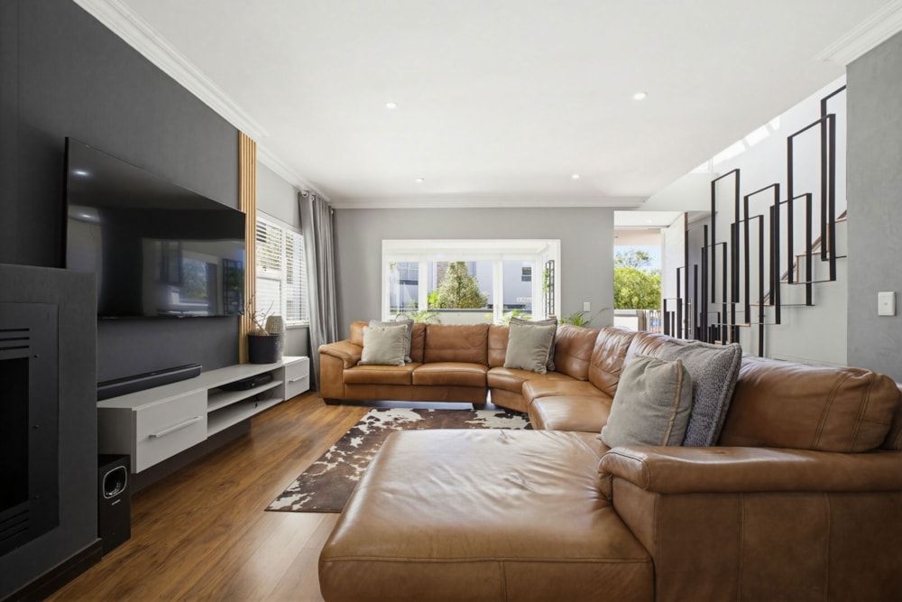 Golf estate house for sale in Ebotse Golf Estate - EN1732971 Golf estate house for sale in Ebotse Golf Estate - EN1732971