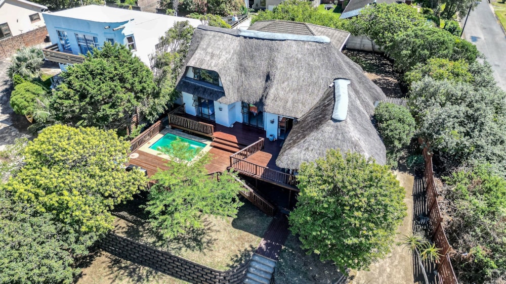 House for sale in Gonubie - 1EZ1734393