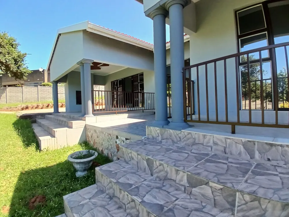 House for sale in Woodgrange - 1PSH1733124