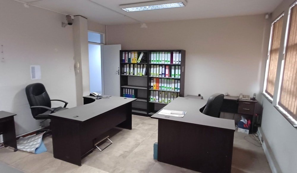 Commercial office to rent in Newton Park - 1PLZ1732162