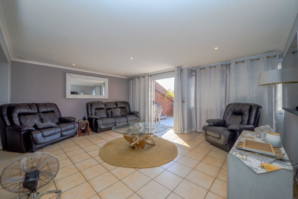 Townhouse for sale in uMhlanga Rocks - 1ND1734271