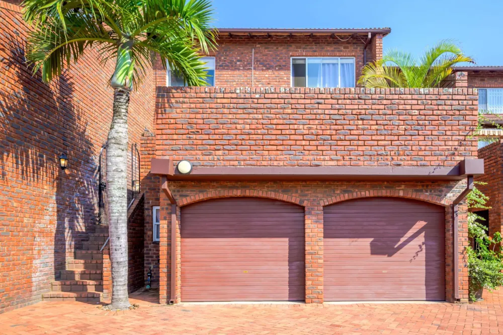 Townhouse for sale in La Lucia - 1ND1734271 Townhouse for sale in La Lucia - 1ND1734271