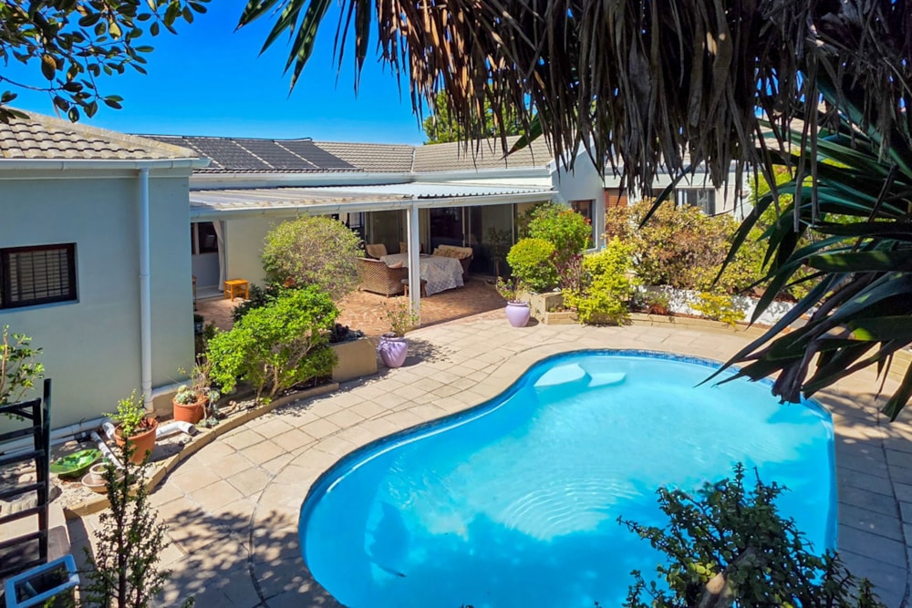 House for sale in West Beach, Blouberg - 1TV1735378