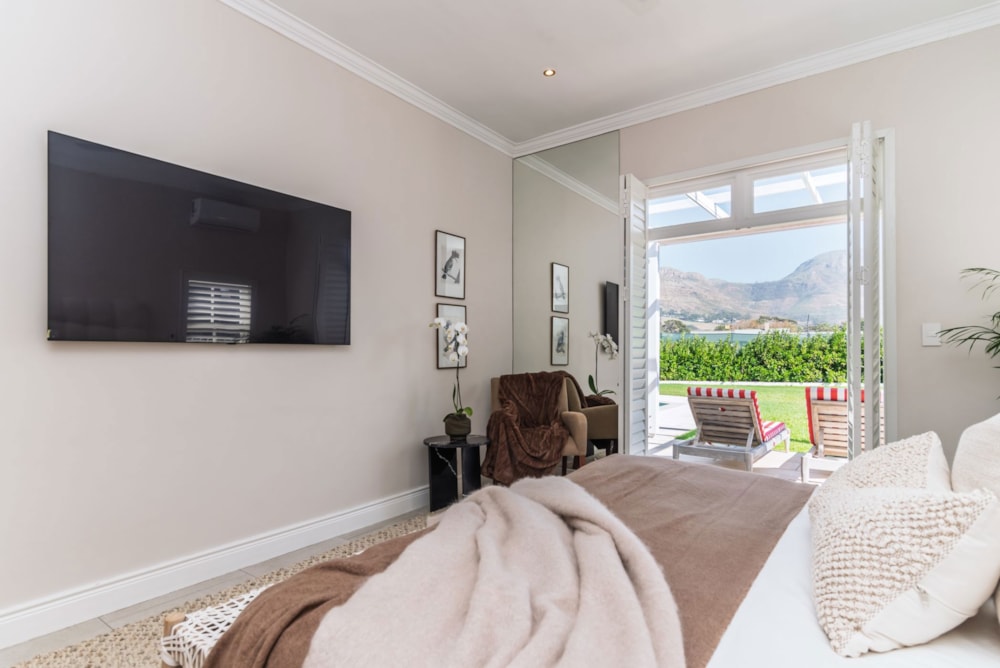 Security estate home for sale in Silvertree Estate - KW1732930 Security estate home for sale in Silvertree Estate - KW1732930