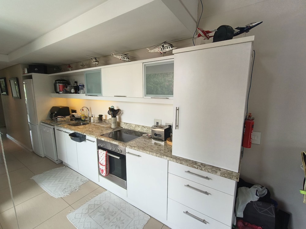 Double-storey apartment let in Gardens - CBL1734957