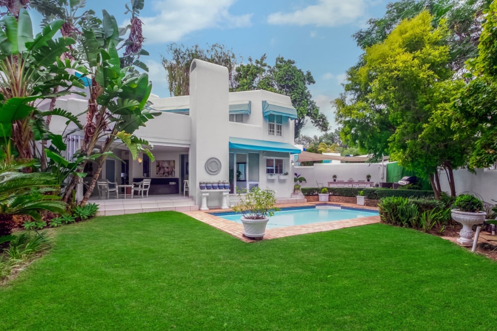 Double-storey cluster to rent in Lonehill - FYL1733742