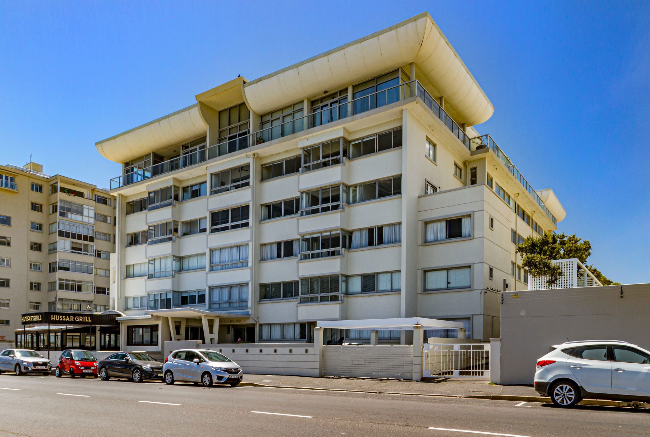 Apartment for sale in Mouille Point - AS1727777