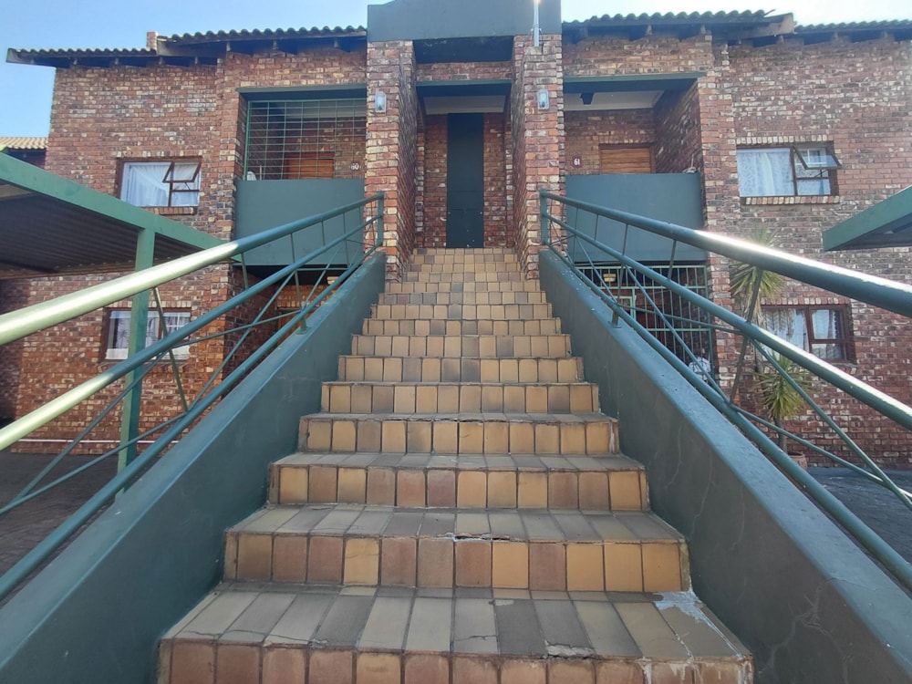 Townhouse for sale in Langenhovenpark - 1BX1733745 Townhouse for sale in Langenhovenpark - 1BX1733745