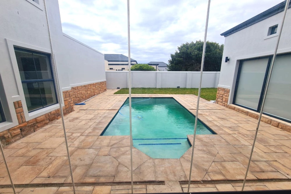 House to rent in Atlantic Beach Estate - 1TV1732843