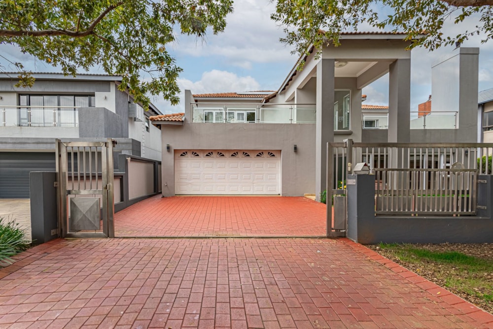 Security estate home for sale in La Como Lifestyle Estate - BOK1734592