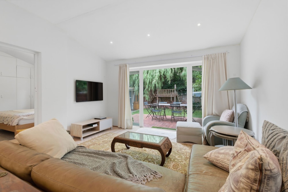 Cottage for sale in Rondebosch - KW1734105 Cottage for sale in Rondebosch - KW1734105