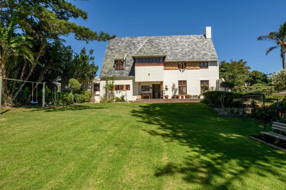 Double-storey house for sale in Summerstrand - 1PLZ1732326