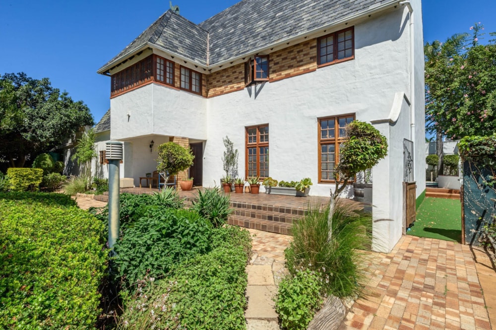 Double-storey house for sale in Summerstrand - 1PLZ1732326