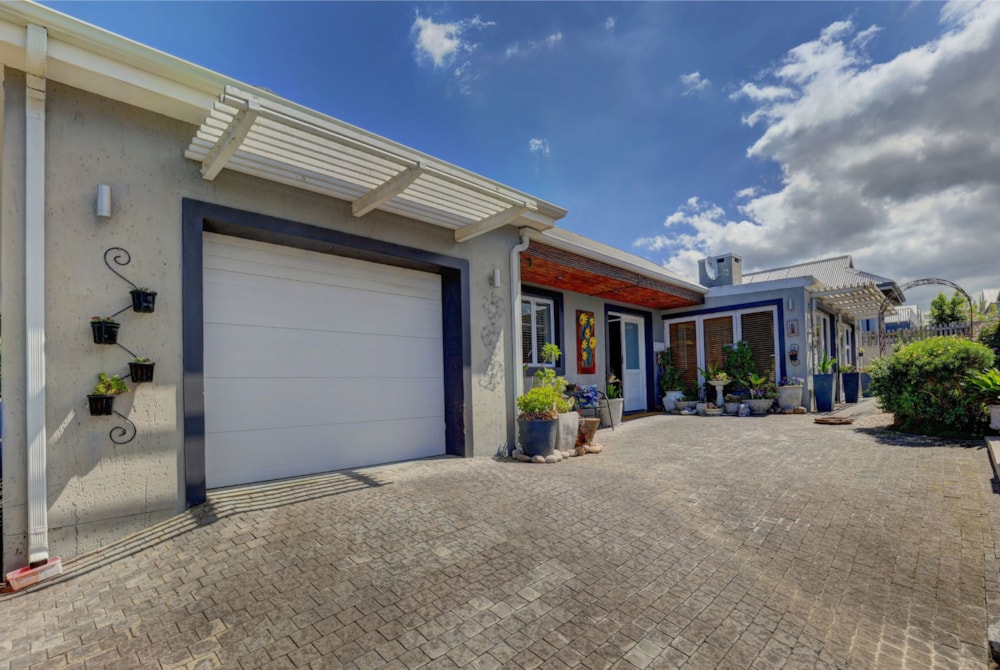 Security estate home for sale in Kraaibosch Country Estate - GEO1733056