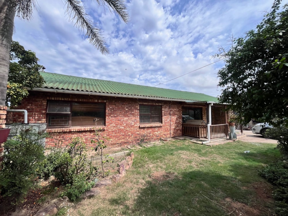 House for sale in Humansdorp - 1JF1734045