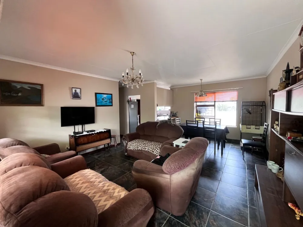 House for sale in Humansdorp - 1JF1734045 House for sale in Humansdorp - 1JF1734045