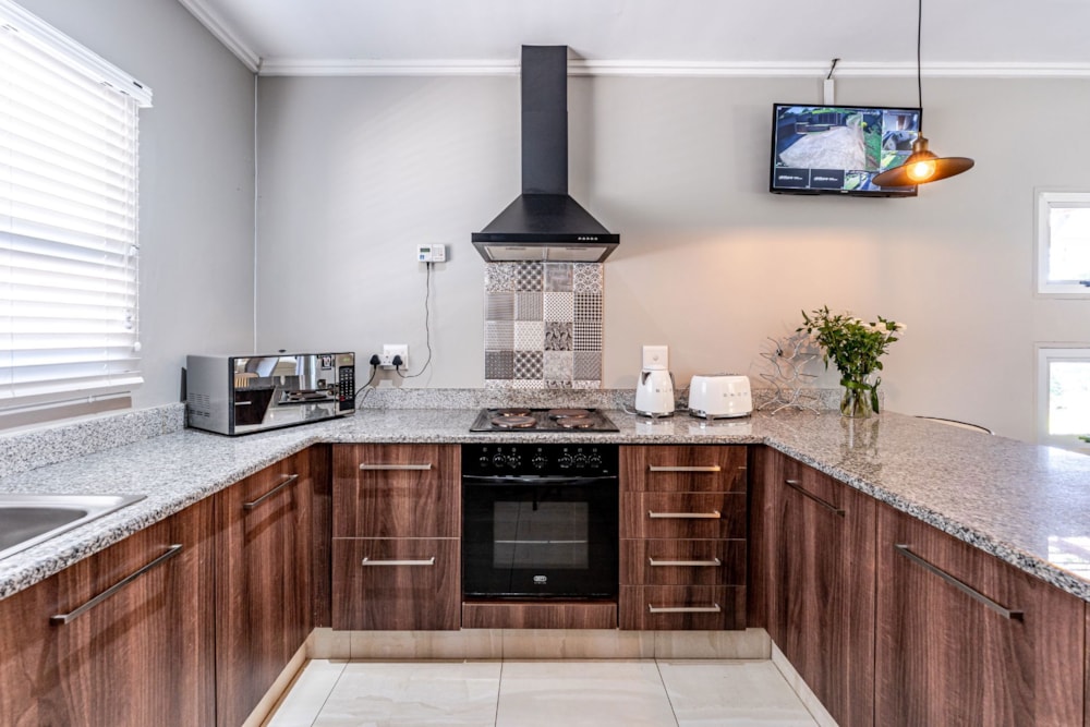 House for sale in Waterfall, Upper Highway - 1KF1732726