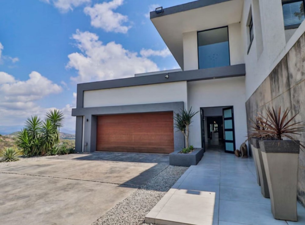 House for sale in Nelspruit (Mbombela) - 1NS1733417 House for sale in Nelspruit (Mbombela) - 1NS1733417