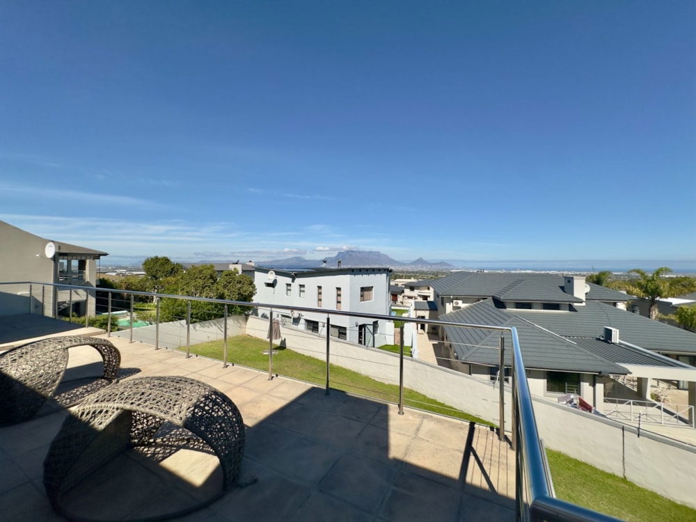 House for sale in Baronetcy Estate - 1PLA1731737