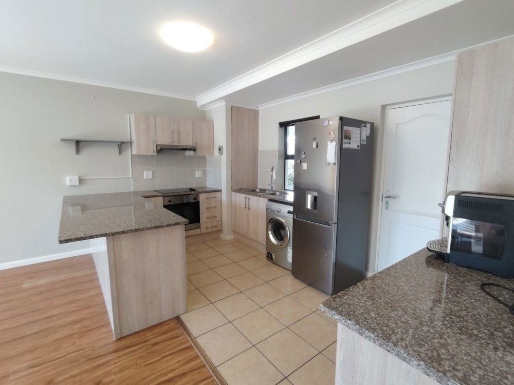 Apartment to rent in Big Bay - 1TV1733950