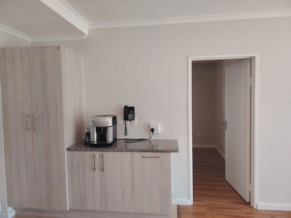 Apartment to rent in Big Bay - 1TV1733950