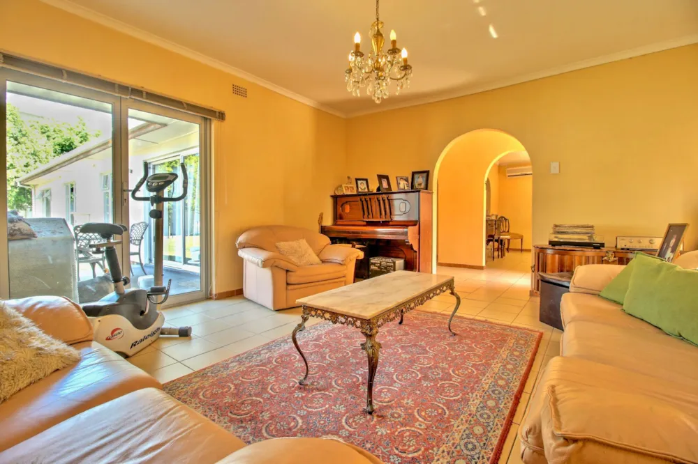 House sold in Panorama, Parow - 1PLA1733069 House sold in Panorama, Parow - 1PLA1733069