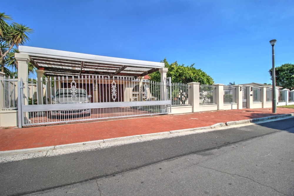 House for sale in Panorama, Parow - 1PLA1733069 House for sale in Panorama, Parow - 1PLA1733069