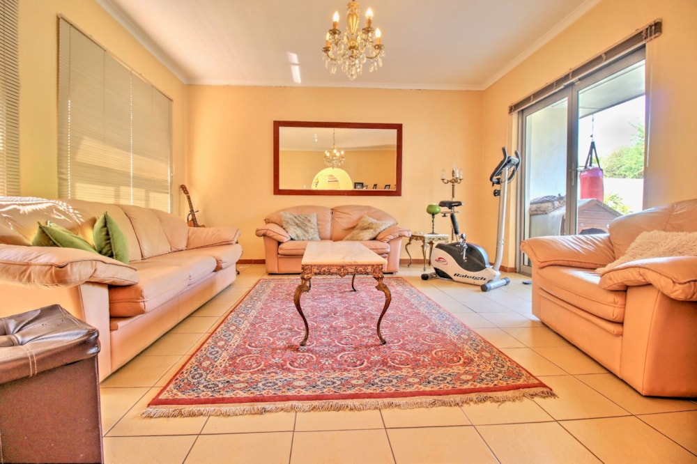 House for sale in Panorama, Parow - 1PLA1733069 House for sale in Panorama, Parow - 1PLA1733069