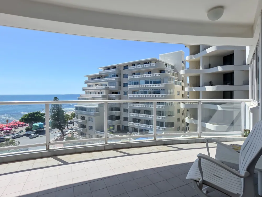Apartment for sale in Sea Point - AS1731887 Apartment for sale in Sea Point - AS1731887