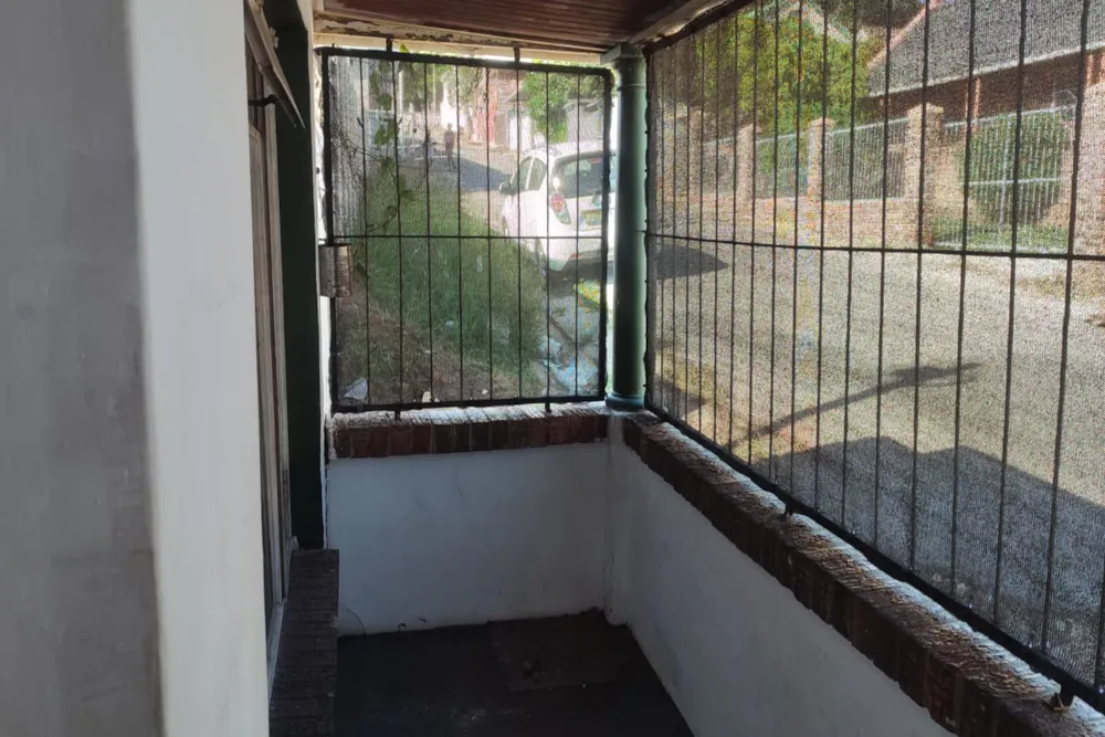 House let in Uitenhage Central (Kariega Central)  - 1UK1733473