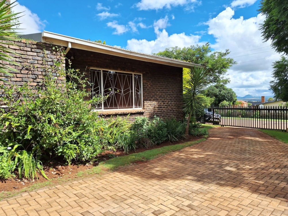 House for sale in Lydenburg (Mashishing) - 1LY1734544