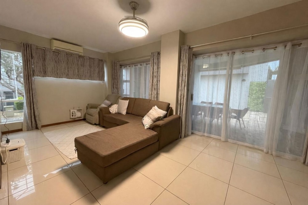 Townhouse for sale in Mbomela Ext 37 (Nelspruit Ext 37) - 1NS1733269