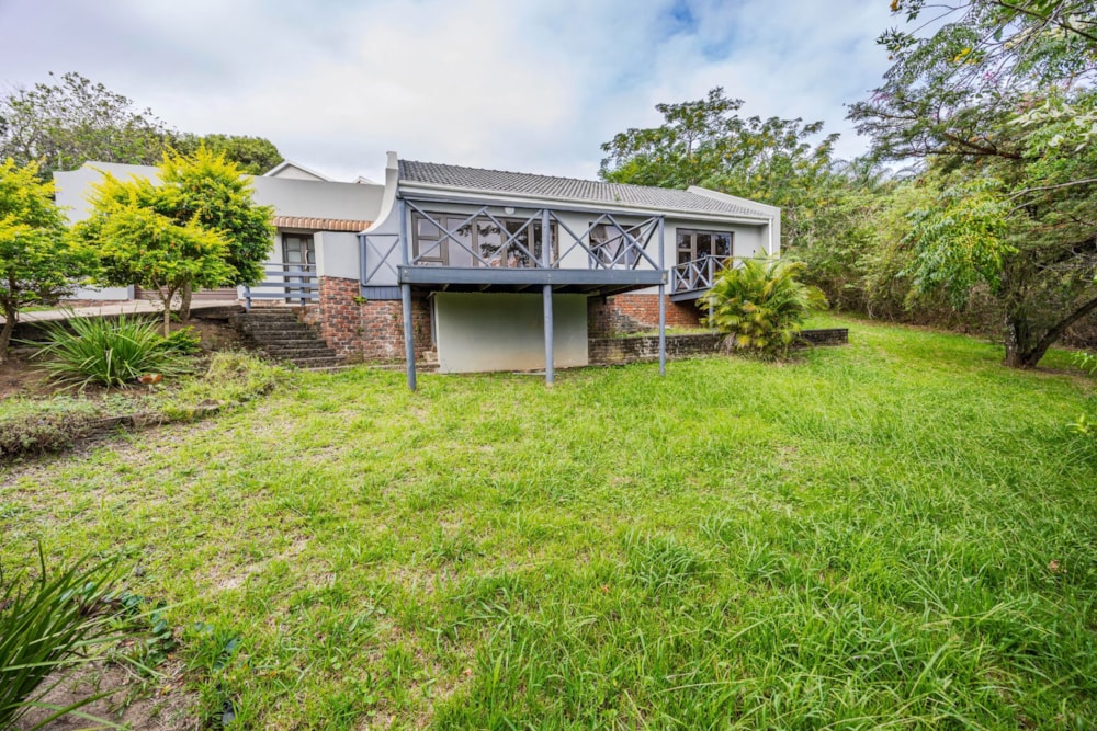 House for sale in Beacon Bay - 1EZ1734945