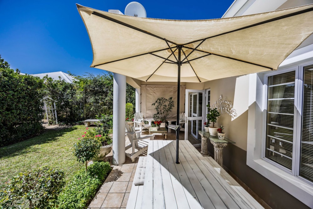 Townhouse for sale in Beacon Bay - 1EZ1733702 Townhouse for sale in Beacon Bay - 1EZ1733702