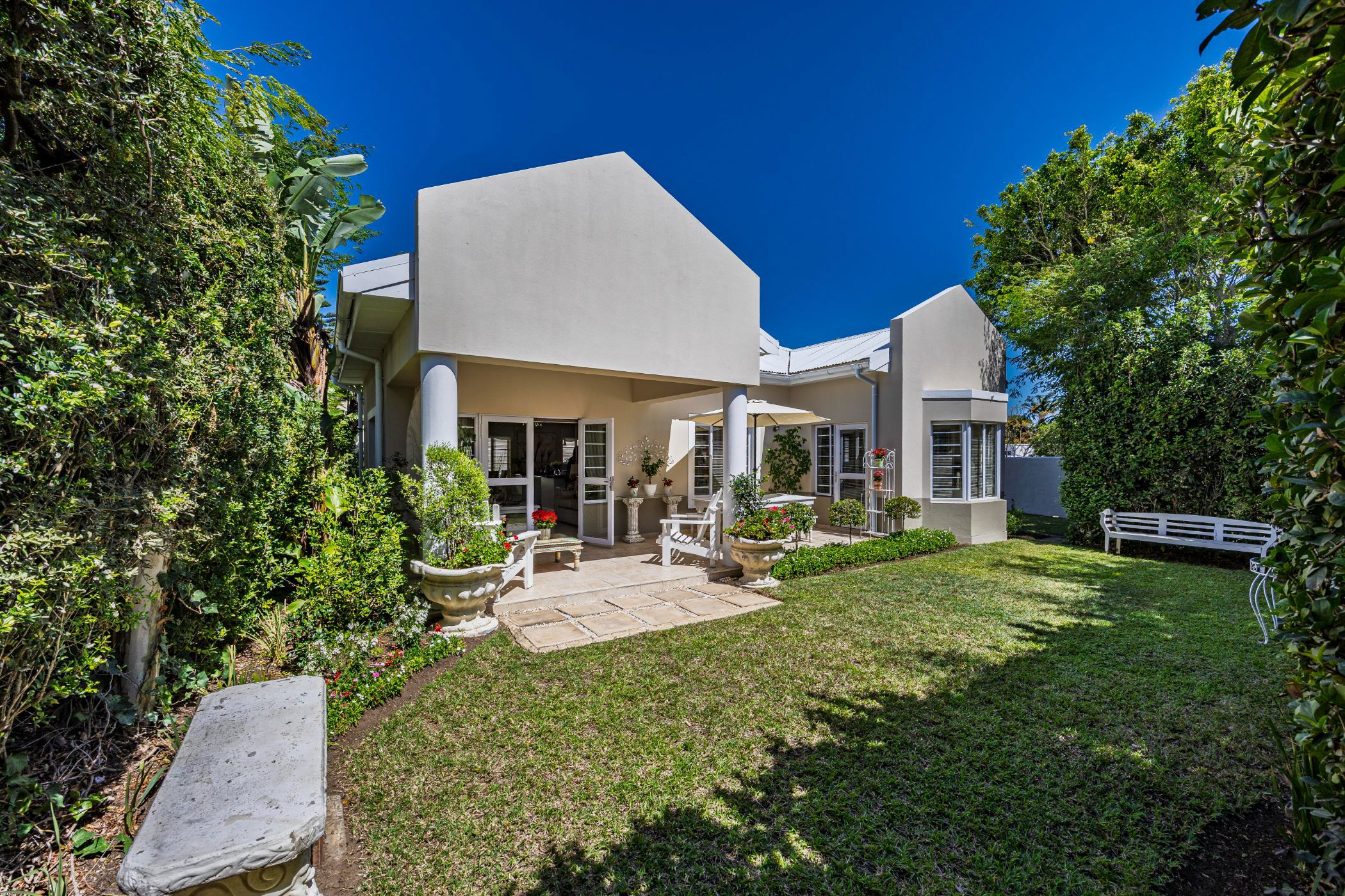 Townhouse let in Beacon Bay - 1EZ1743232