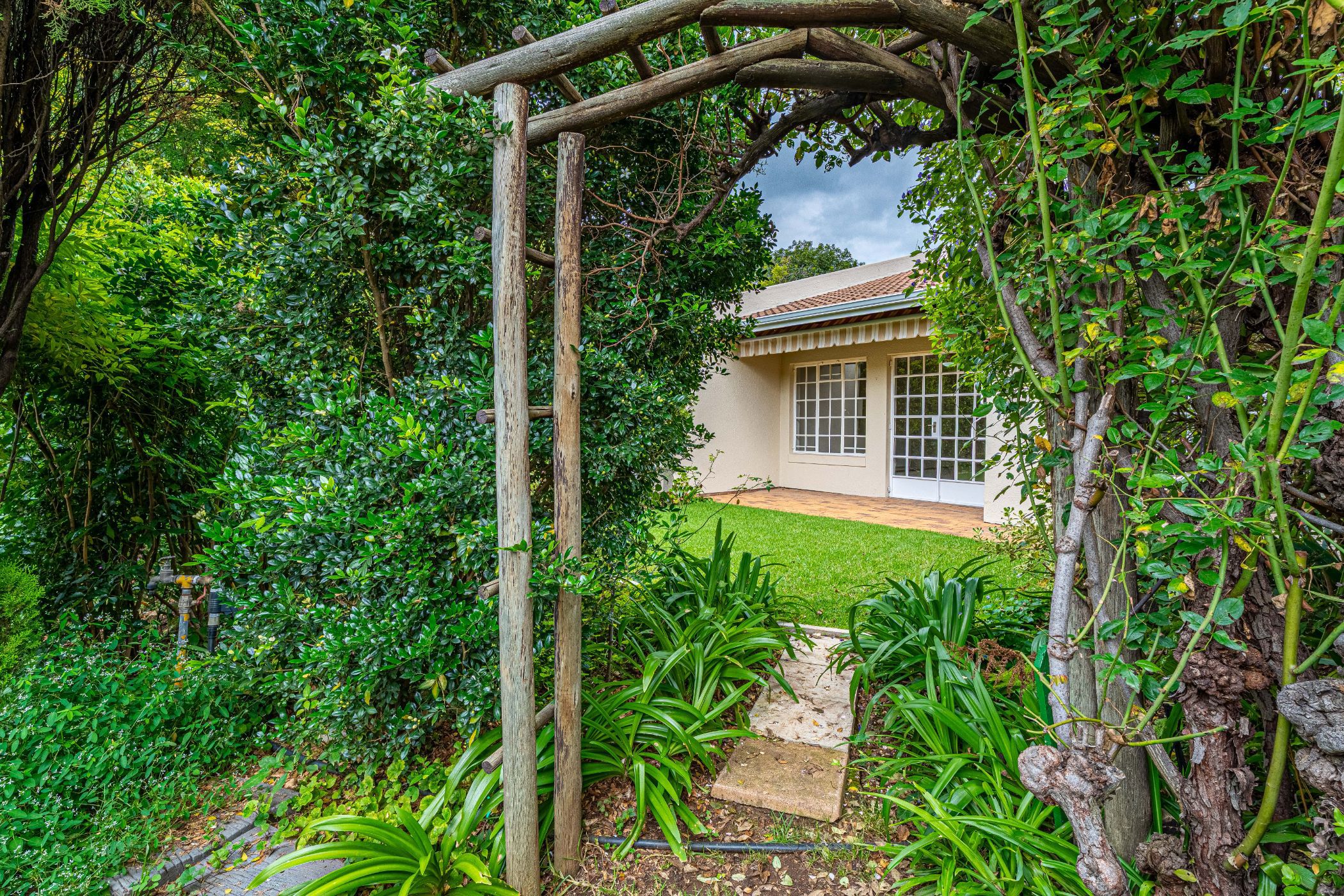 Garden retirement home for sale in Magaliessig - FW1733123