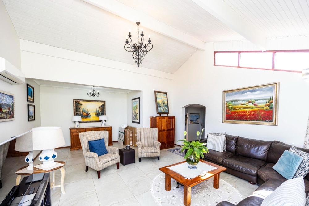 House for sale in Bonza Bay - 1EZ1733493 House for sale in Bonza Bay - 1EZ1733493