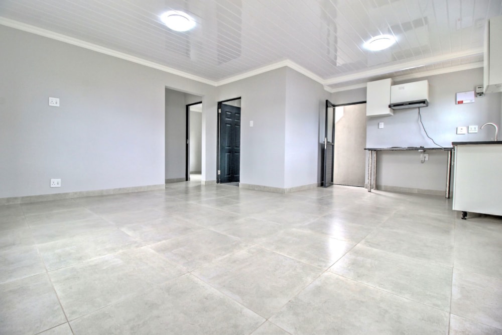 Apartment to rent in Bothasig - 1PLA1732349