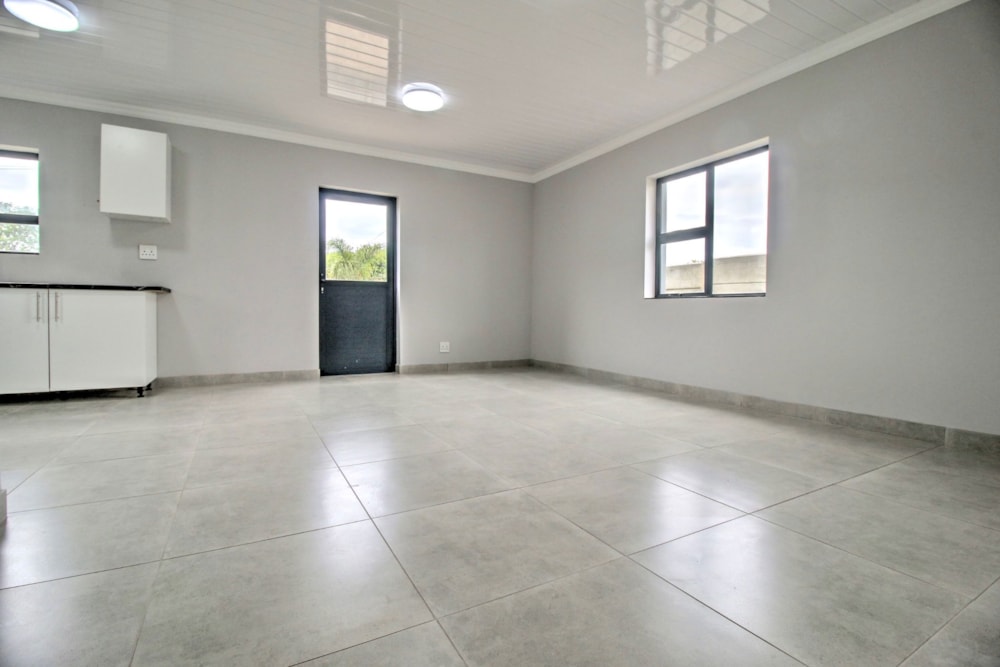 Apartment to rent in Bothasig - 1PLA1732349