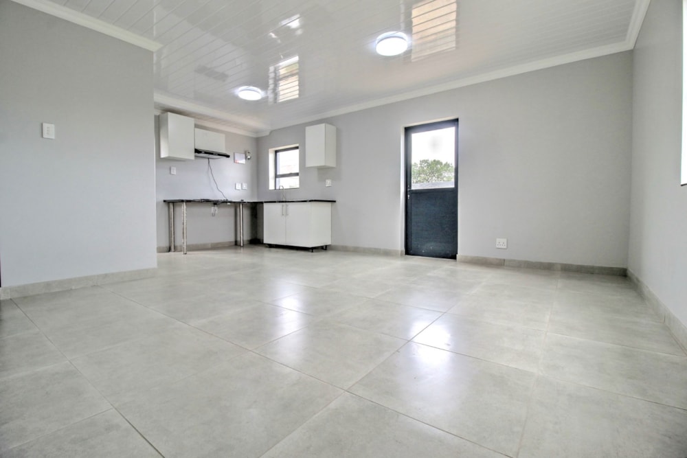 Apartment to rent in Bothasig - 1PLA1732349