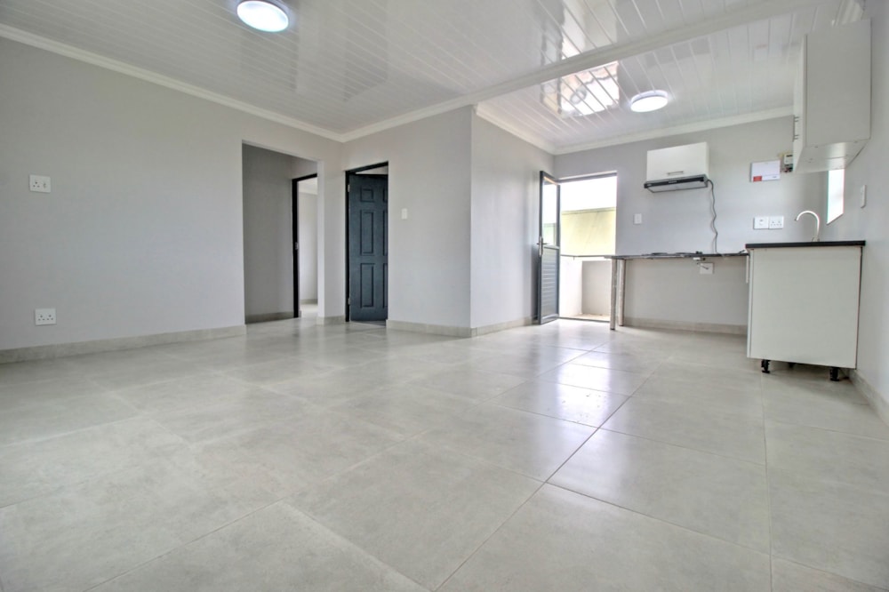 Apartment to rent in Bothasig - 1PLA1732346