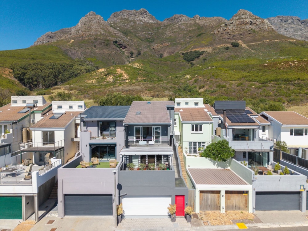 Multi-storey house for sale in Vredehoek - AS1734909