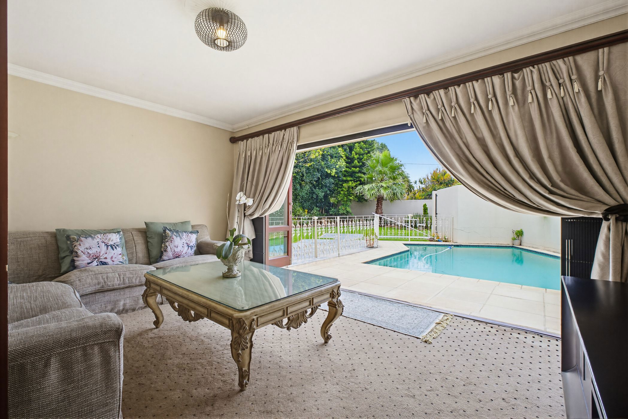 House for sale in Emmarentia - HP1733435
