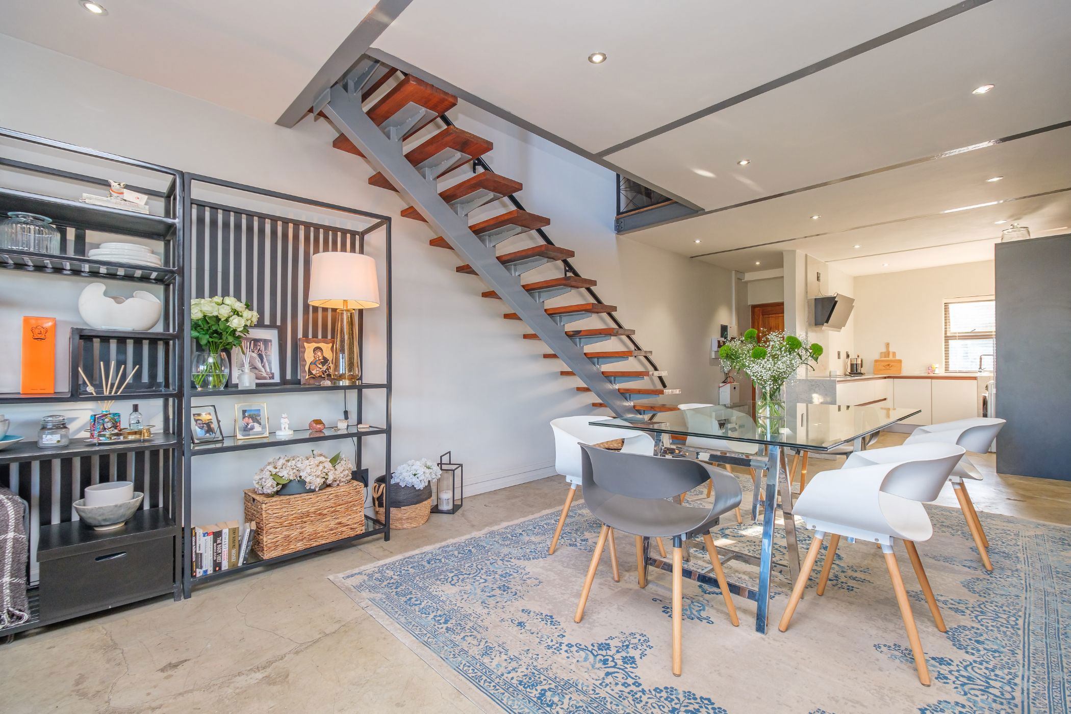 Apartment for sale in Northcliff, Johannesburg - RAN1733424