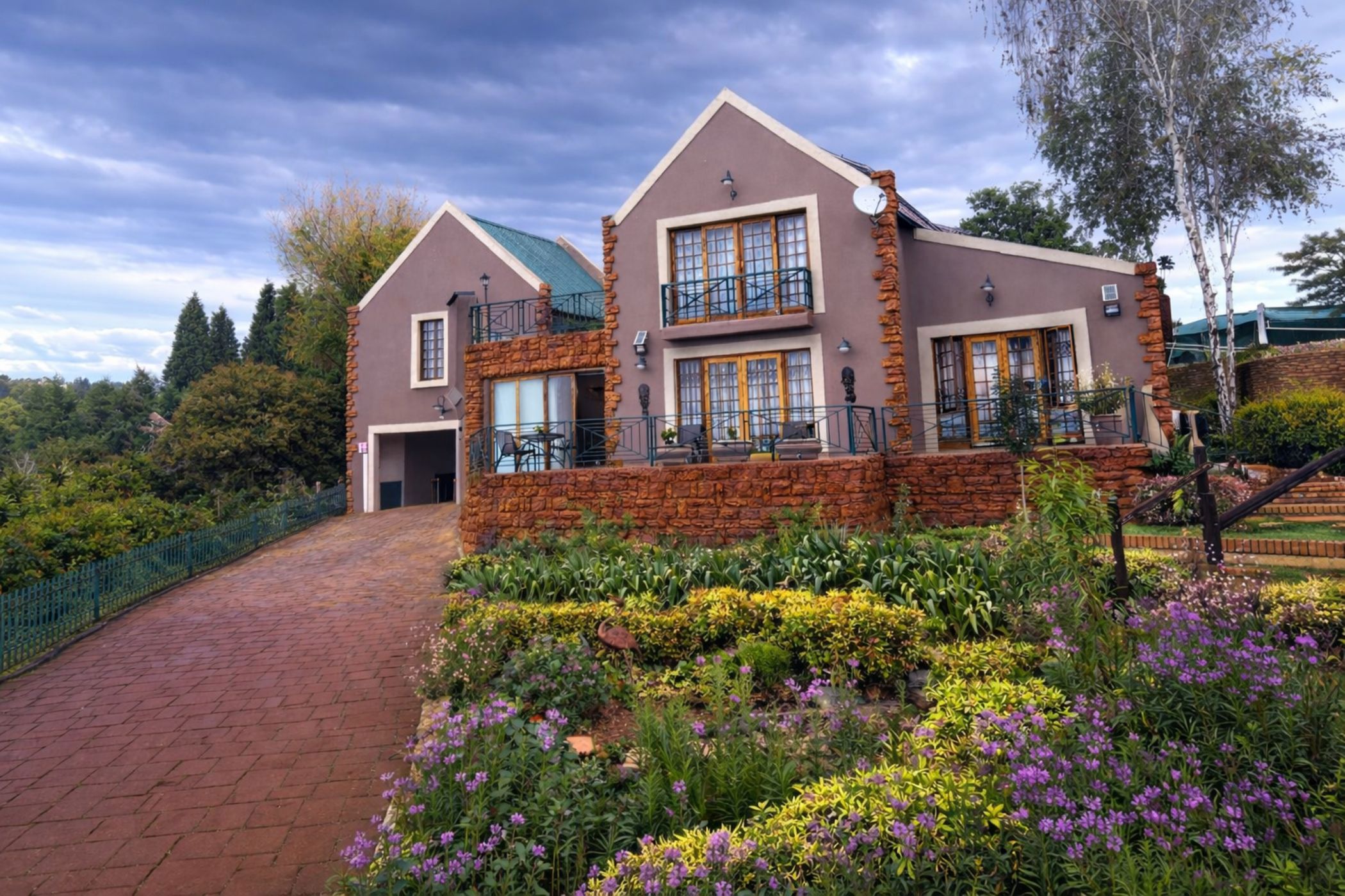 Double-storey house for sale in Dullstroom - 1DS1731960
