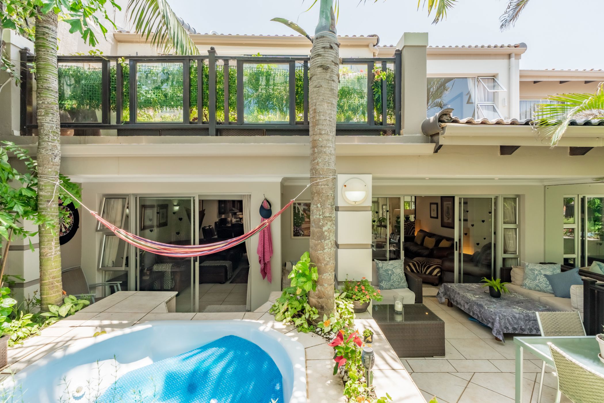 Townhouse to rent in La Lucia - 1ND1735448