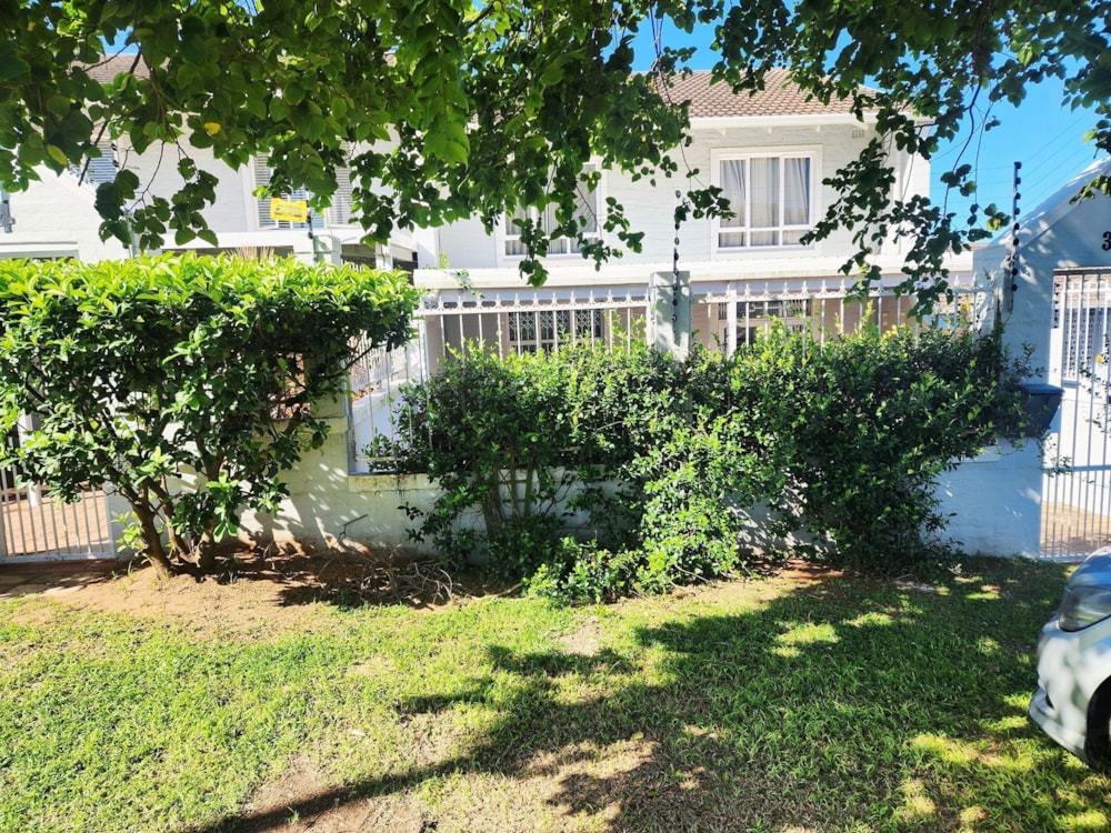 Townhouse for sale in La Lucia - 1ND1733205