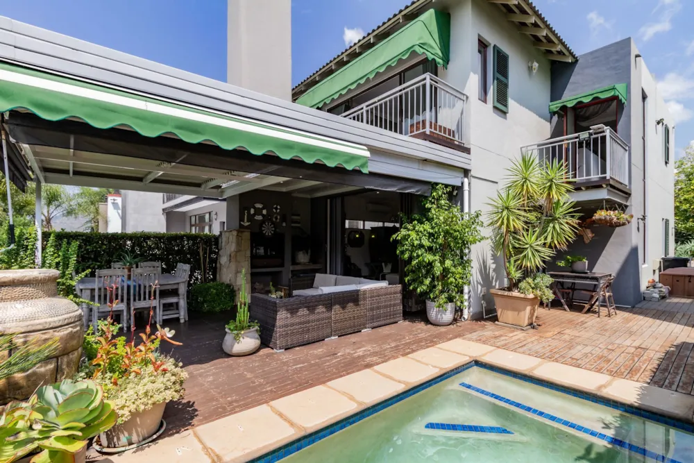 Security estate home for sale in The Islands Estate - 1HR1729897