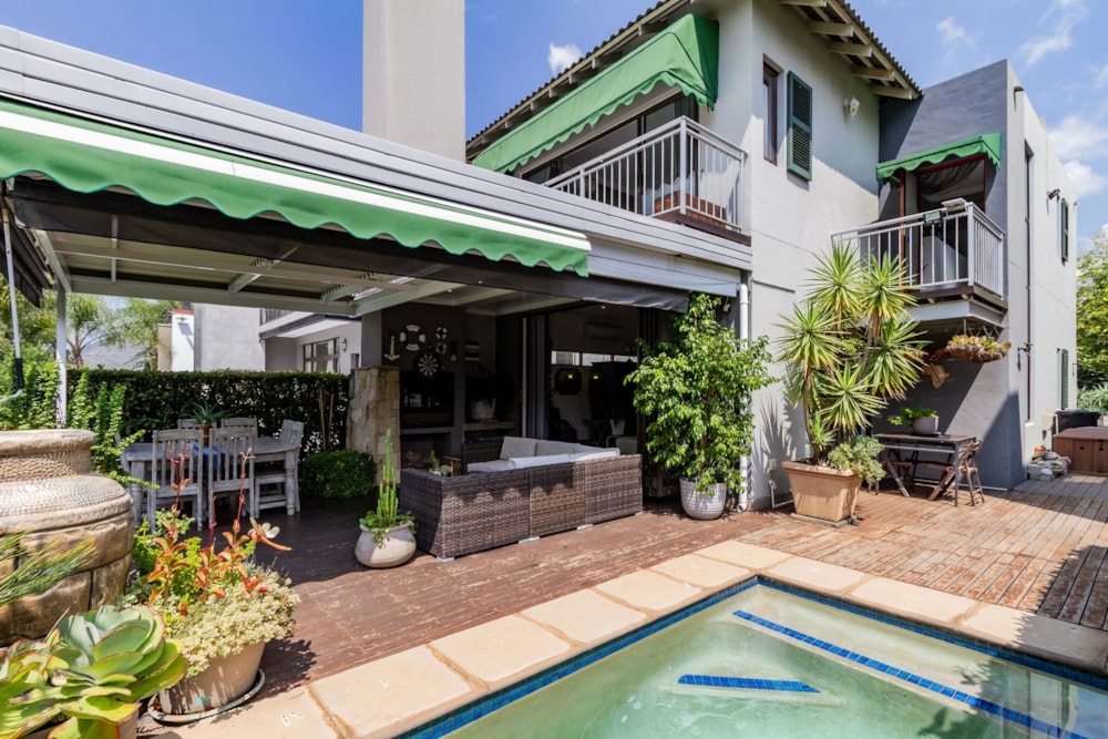 Security estate home for sale in The Islands Estate - 1HR1729897