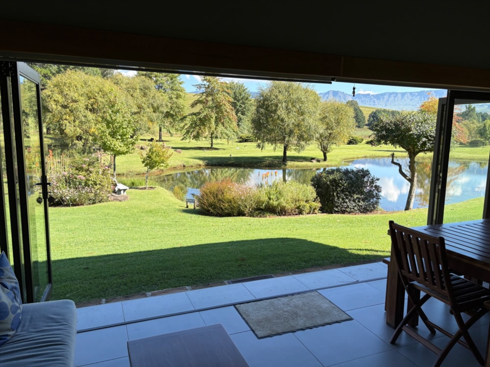 Security estate home for sale in Underberg - 1UB1734702